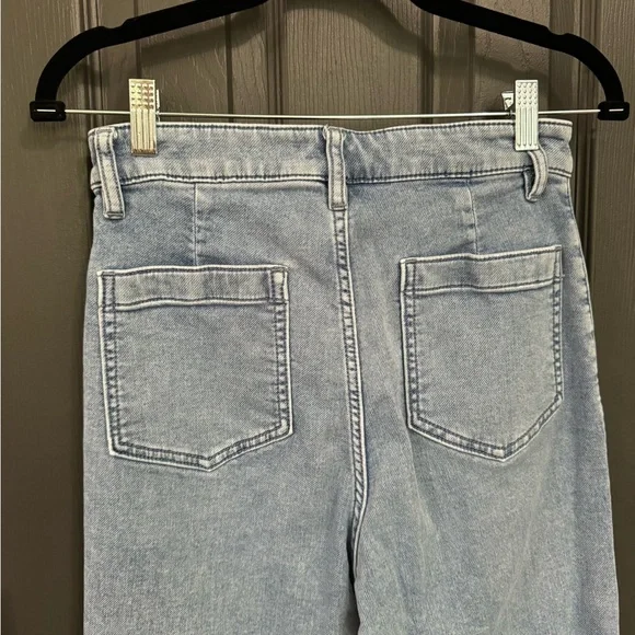 Faherty High Rise Blue Jeans with Vintage Wash - Picture 5 of 10